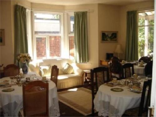 Highcroft Guesthouse Coventry